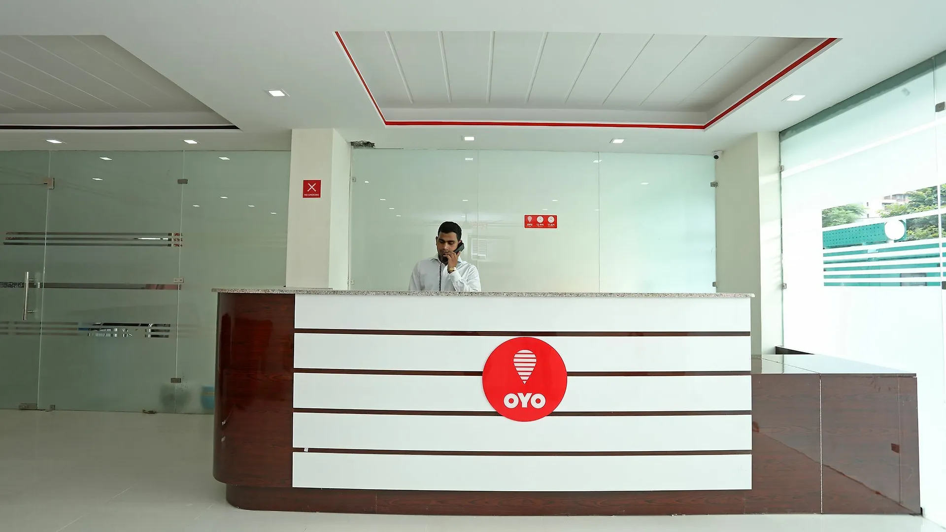 Oyo 9380 Star Rooms Badshahpur